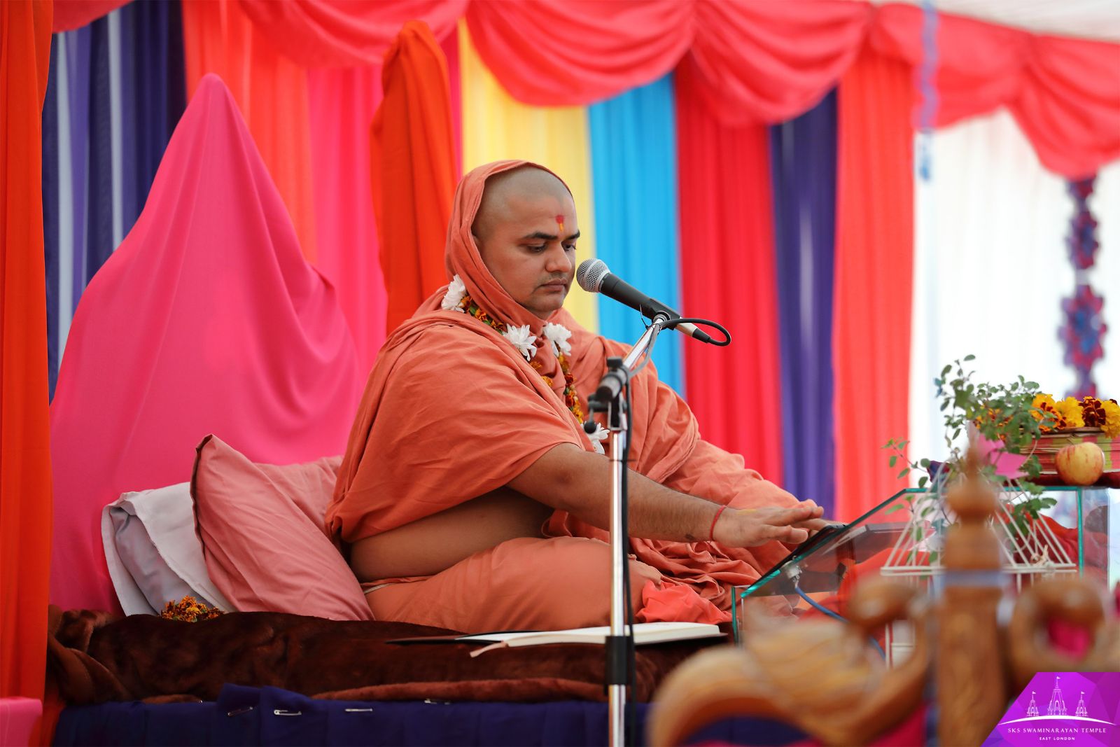 ©1987-2017 SKS Swaminarayan Temple East London
